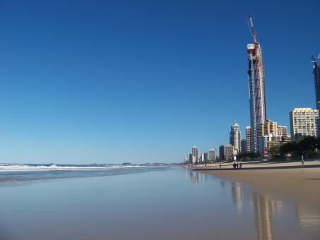 27 Day Trip to Surfers paradise from Launceston