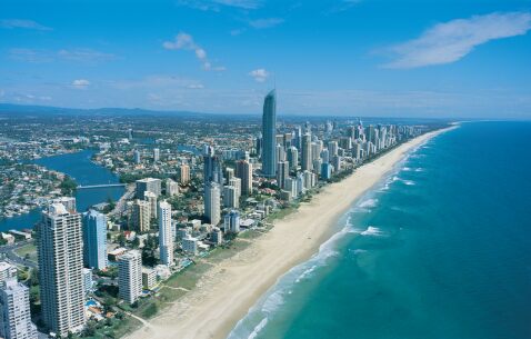 27 Day Trip to Surfers paradise from Launceston
