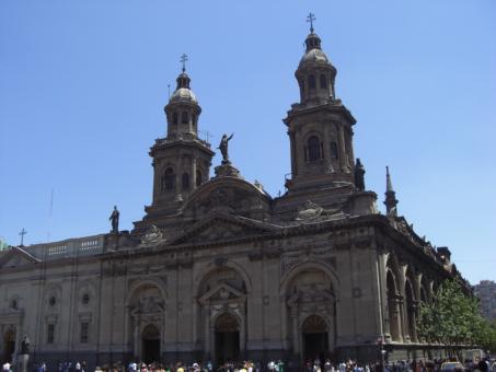 13 Day Trip to Santiago from Melbourne