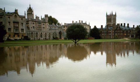 1 Day Trip to Cambridge from London