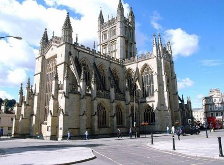 16 Day Trip to London, Bath, Northwich from Mascouche