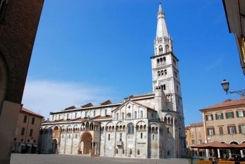 Day Trip to Modena from Bologna
