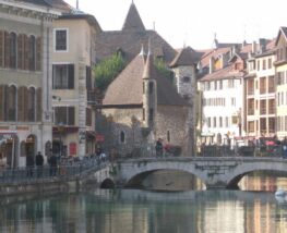  Day Trip to Annecy 