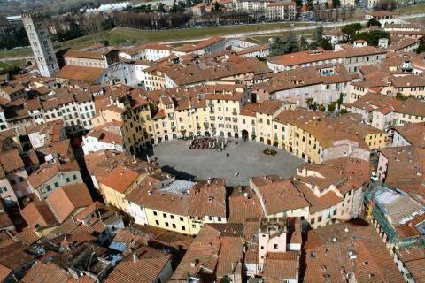 5 days Trip to Lucca from Stockholm