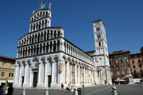 4 days Trip to Lucca from Rome