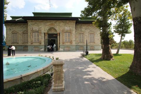 8 Day Trip to Tehran, Esfahan, Shiraz, Kashan from Shiraz
