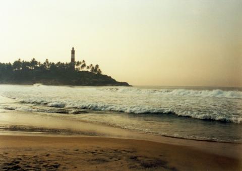 3 Day Trip to Kovalam from Delhi