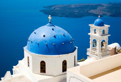 17 Day Trip to Athens, Delphi, Santorini, Crete, Naxos from Melbourne