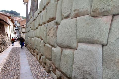 19 Day Trip to Cusco from Moosseedorf