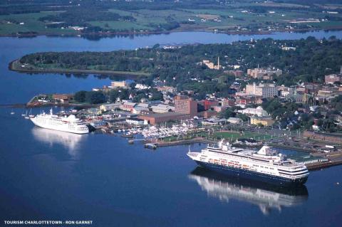 10 Day Trip to Charlottetown from Accra