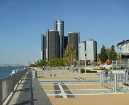18 Day Trip to Detroit, Northbrook, New York City from San Francisco