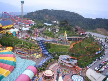 4 days Trip to Genting highlands from Singapore