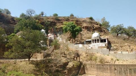  Day Trip to Chanderi from Indore
