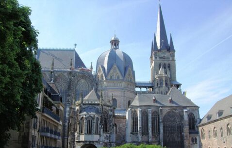  Day Trip to Aachen from Mathura