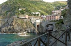 4 days Trip to Riomaggiore from Plymouth