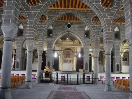 5 Day Trip to Diyarbakir from Santa clara