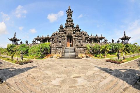 5 Day Trip to Bali from Baunatal