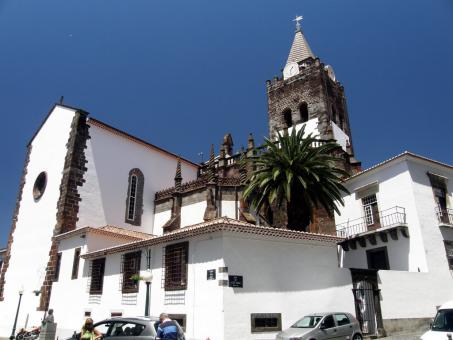 5 Day Trip to Funchal from Laval