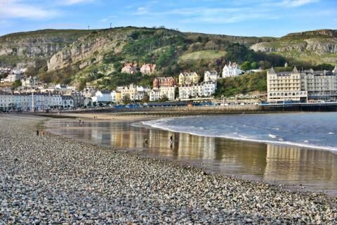 3 Day Trip to Llandudno from Erie