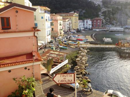 10 Day Trip to Sorrento from Woodford Green