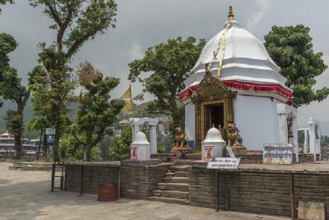 5 days Trip to Pokhara from Varanasi