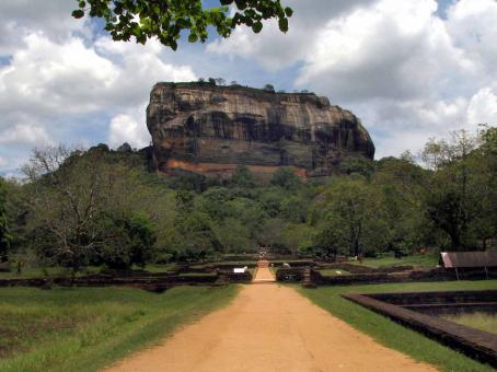 5 days Trip to Sigiriya from Shorewood
