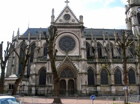 3 days Itinerary to Lyon, Brussels, Luxemburg city, Reims