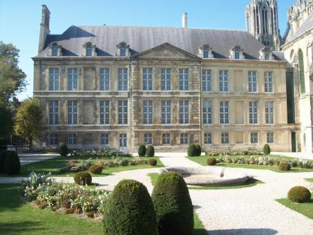 4 Day Trip to Reims from Hyderabad