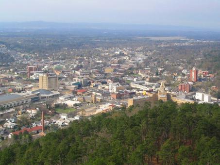 6 Day Trip to Huntsville, Bentonville, Alexander city, Knoxville, Hot springs from Minneapolis
