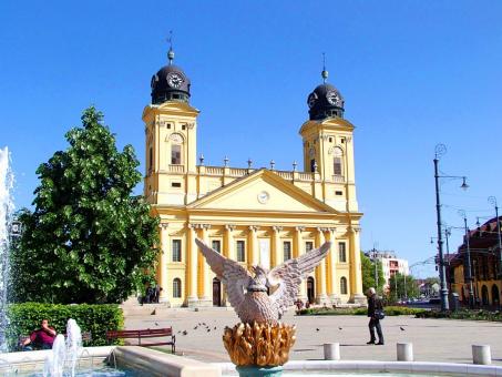 5 days Trip to Debrecen from Kingston
