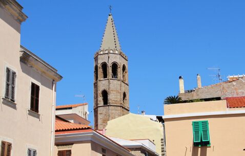 4 Day Trip to Alghero from Newport news