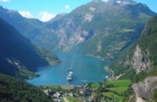  Day Trip to Geiranger from Beverly Hills