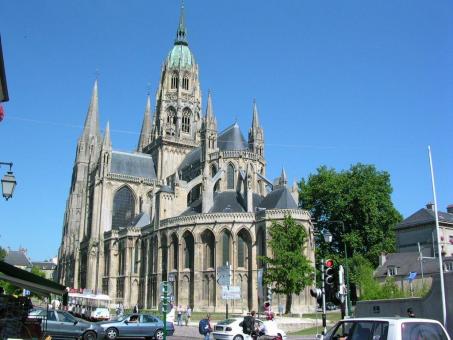 4 Day Trip to Bayeux from Whitehouse