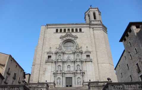 2 Day Trip to Girona from Thornhill