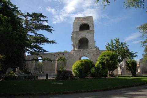 5 Day Trip to Arles from Bucharest