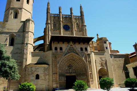 5 Day Trip to Huesca from Singapore