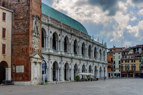 7 days Trip to Vicenza from Örebro
