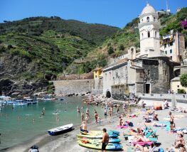 6 days Trip to Vernazza from Singapore