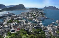 4 Day Trip to Alesund from Bloomington