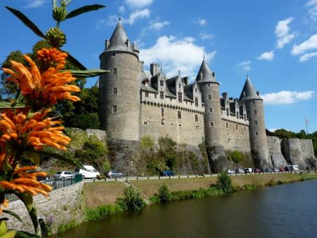4 Day Trip to Vannes from Singapore