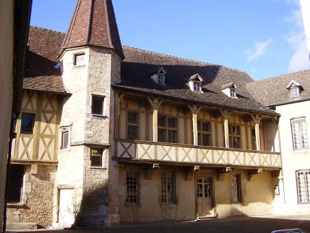 4 Day Trip to Beaune from Mcallen