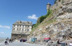 10 Day Trip to Rouen, Nantes, Bordeaux, Mont saint-michel, Brittany from Paris