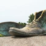 Monumento A Los Zapatos Viejos